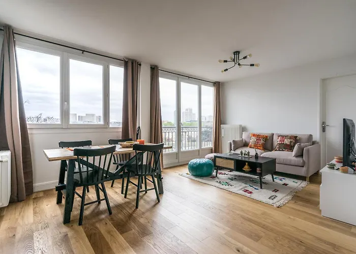Charming Apartment In Paris 5 With Stunning View