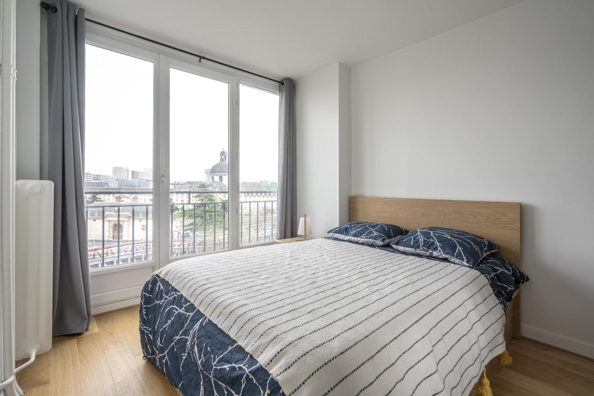 Charming In 5 With Stunning View